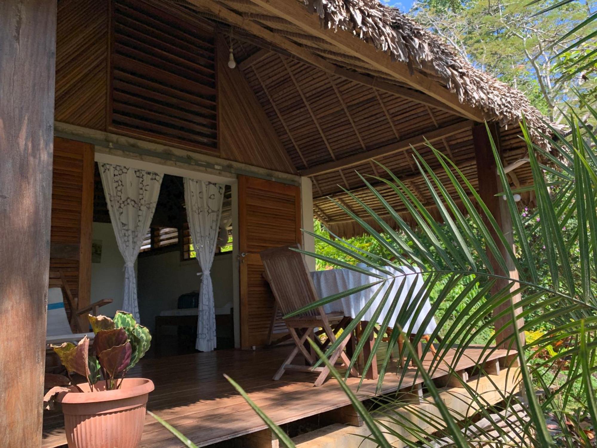 Bed and Breakfast Les Jardins D'Ankify Andimaka Екстер'єр фото