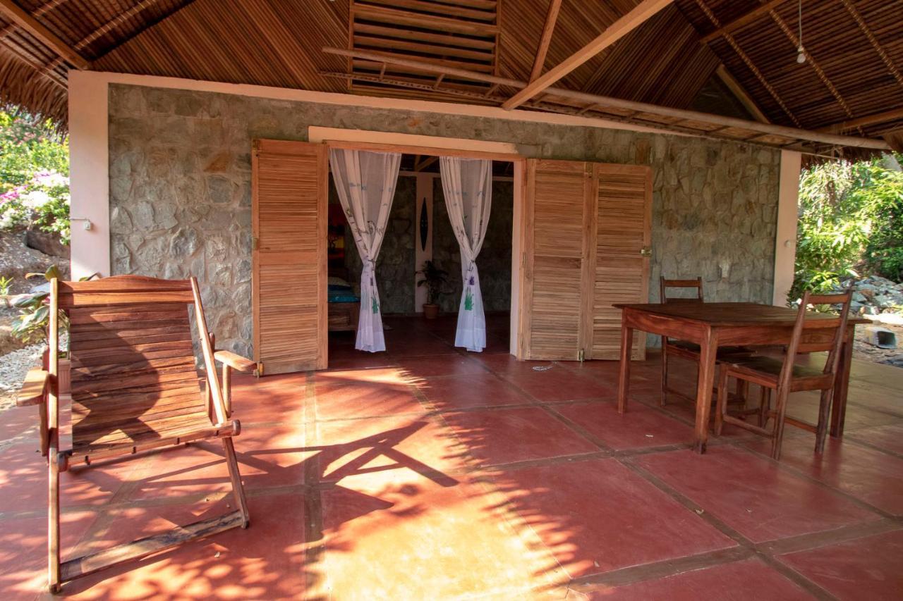 Bed and Breakfast Les Jardins D'Ankify Andimaka Екстер'єр фото